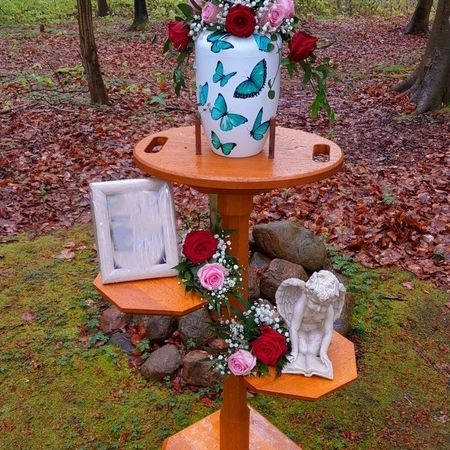 Waldbestattung / Friedwald / Naturbestattung